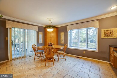 18 Exeter Ct, Princeton, NJ 08540 - photo 5