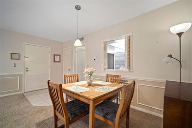 10352 Carrollwood Ln unit 195, Tampa, FL 33618 - photo 4