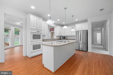 6405 Bridge Creek Ct, Springfield, VA 22152 - photo 7