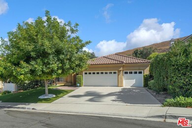 2227 Fernleaf Ct, Thousand Oaks, CA 91362 - photo 2