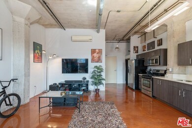 Beacon Lofts unit 109, Los Angeles, CA 90013 - photo 6