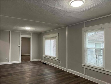 3004 E 72nd St, Kansas City, MO 64132 - photo 4