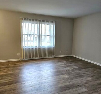 914 Hillside Ave unit 5, Antioch, IL 60002 - photo 3