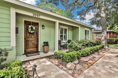 1047 W 41st St, Houston, TX 77018 - photo 3