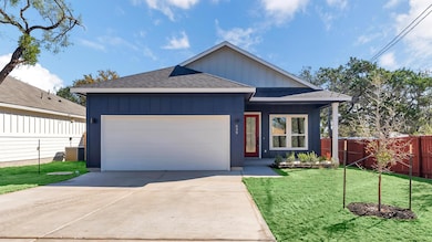 639 Magnolia Ln, Cottonwood Shores, TX 78657 - photo 2