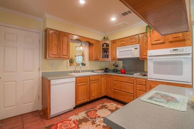 7198 Lee Haven-108