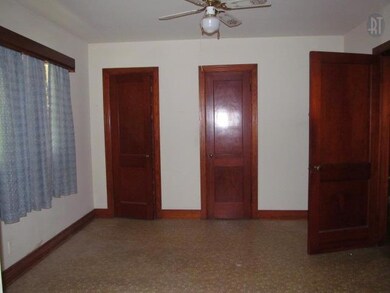 717 W 9th St, Columbia, TN 38401 - photo 7