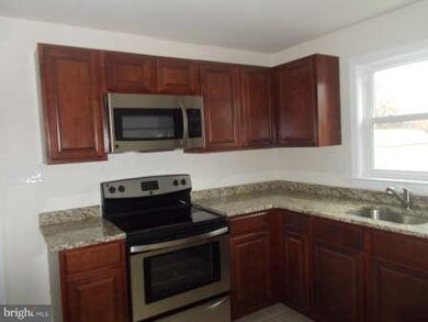 3500 Washington Dr, Falls Church, VA 22041 - photo 2