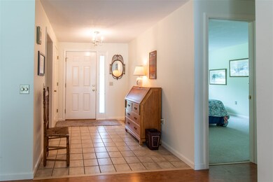 57 Walden Pond Dr, Nashua, NH 03064 - photo 3