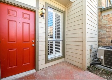 1201 Mcduffie St unit 197, Houston, TX 77019 - photo 2