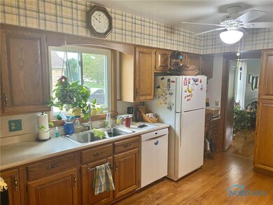 1209 Main St, Genoa, OH 43430 - photo 6