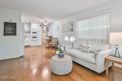 cLiving Dining and Kitchen3