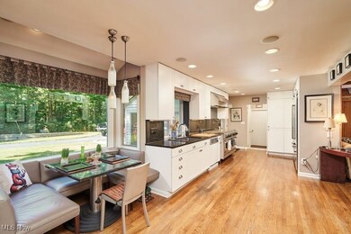 6933 Gates Rd, Gates Mills, OH 44040 - photo 4