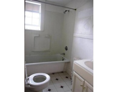 100 Washington St unit 3, Quincy, MA 02169 - photo 2