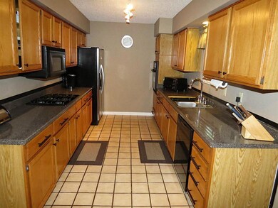 14223 Woodforest Blvd, Houston, TX 77015 - photo 6