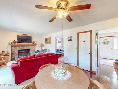 321 Plank Rd, Troy, NY 12182 - photo 5