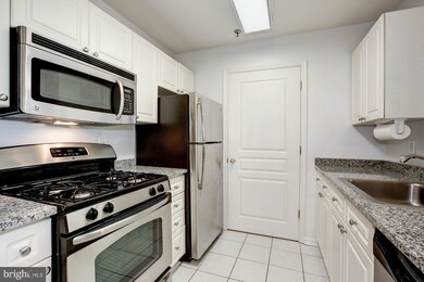 5573 Seminary Rd unit 107, Baileys Crossroads, VA 22041 - photo 2