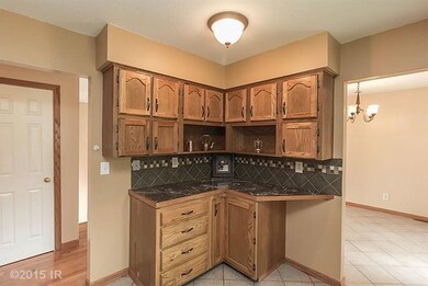 4821 Merced St, Des Moines, IA 50310 - photo 5