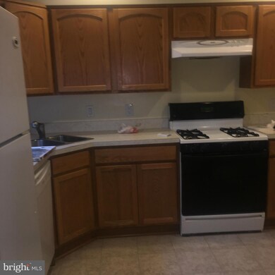 6900 Flagstaff St, Hyattsville, MD 20785 - photo 4