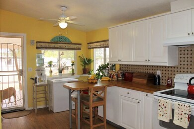Light and bright kitchen