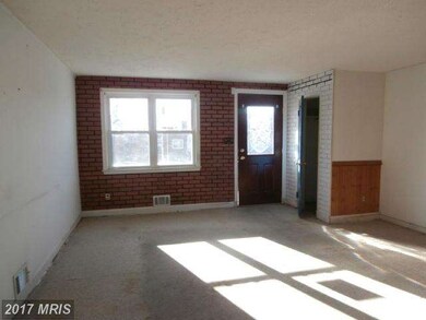 7713 Hillsway Ave, Parkville, MD 21234 - photo 4