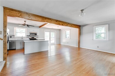 10340 Hollyberry Dr, North Chesterfield, VA 23237 - photo 5