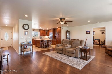 1415 W Ranch House Rd, Paulden, AZ 86334 - photo 3