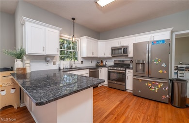 1208 Fairway Dr NE, New Philadelphia, OH 44663 - photo 6