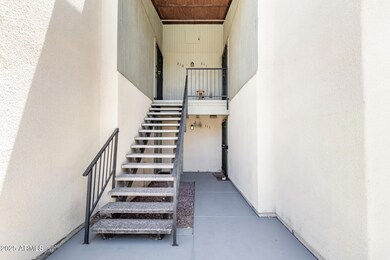 729 W Coolidge St unit 211, Phoenix, AZ 85013 - photo 2