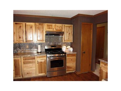 Kitchen. Updated kitchen, new appliances, pantry