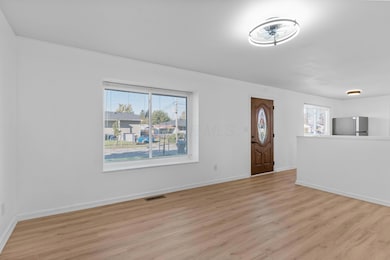 2718 Roxbury Rd, Columbus, OH 43219 - photo 3