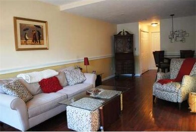4 Hobart Ln unit 4, Rockland, MA 02370 - photo 2