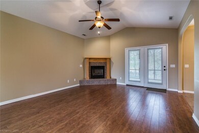 4 Frekleton Ln, Bella Vista, AR 72714 - photo 4