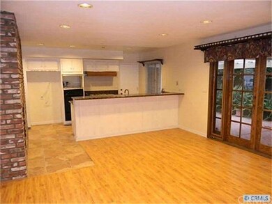 Living Room/Kitchen recessed lighting