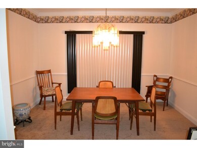 926 Delmont Dr, Wynnewood, PA 19096 - photo 5