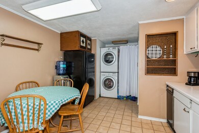 108 Siesta Ct, Carpentersville, IL 60110 - photo 5