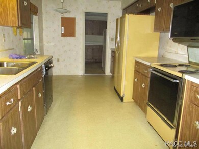 Kitchen with breakfast nook