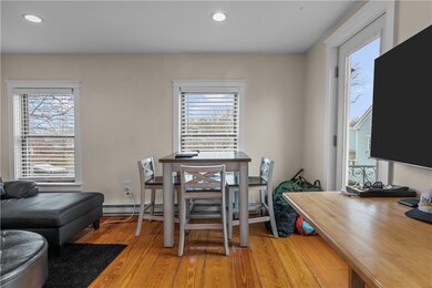 3 Spring St unit 2, Newport, RI 02840 - photo 6