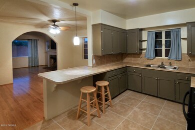 2444 E 5th St, Tucson, AZ 85719 - photo 6