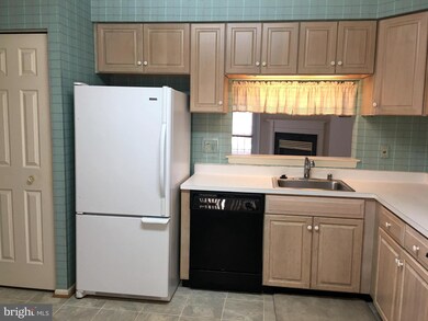 2 Tigreff Ct, Parkville, MD 21234 - photo 4