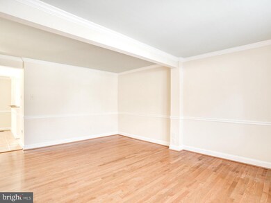 8655 Maple Glen Ct, Springfield, VA 22153 - photo 4