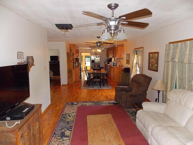 2136 Mayberry Prong Rd, Linden, TN 37096 - photo 3