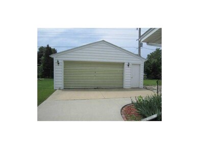 Garage.