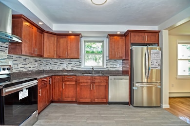 482 Union St, Rockland, MA 02370 - photo 5