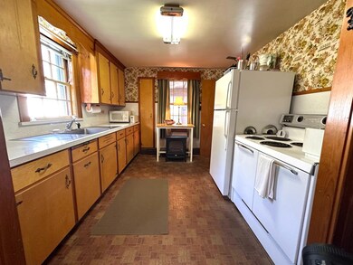 27 Verdun Ave, Portsmouth, NH 03801 - photo 6