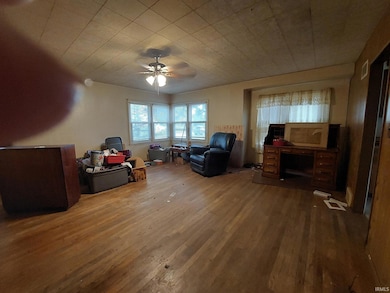 701 S Davis St, Brookston, IN 47923 - photo 6