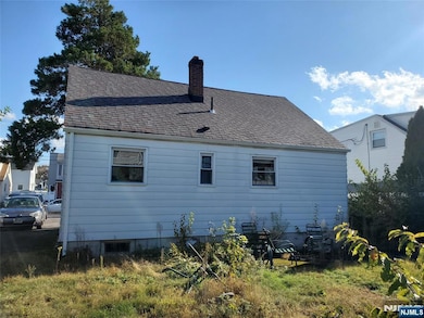 595 Elm Ave, Saddle Brook, NJ 07663 - photo 7