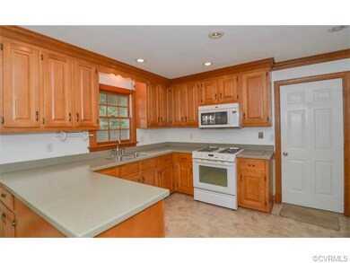 Spacious Kitchen