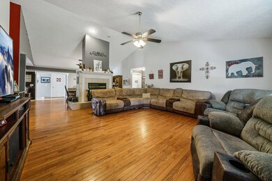 2943 Old Walton Cir, Cookeville, TN 38506 - photo 3