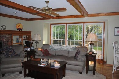 8339 Acuff Ln, Lenexa, KS 66215 - photo 2